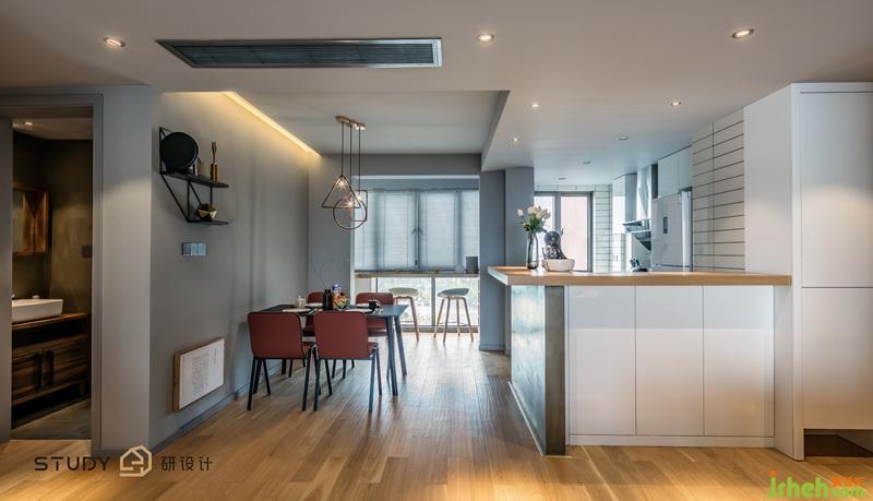 室內(nèi)設(shè)計師