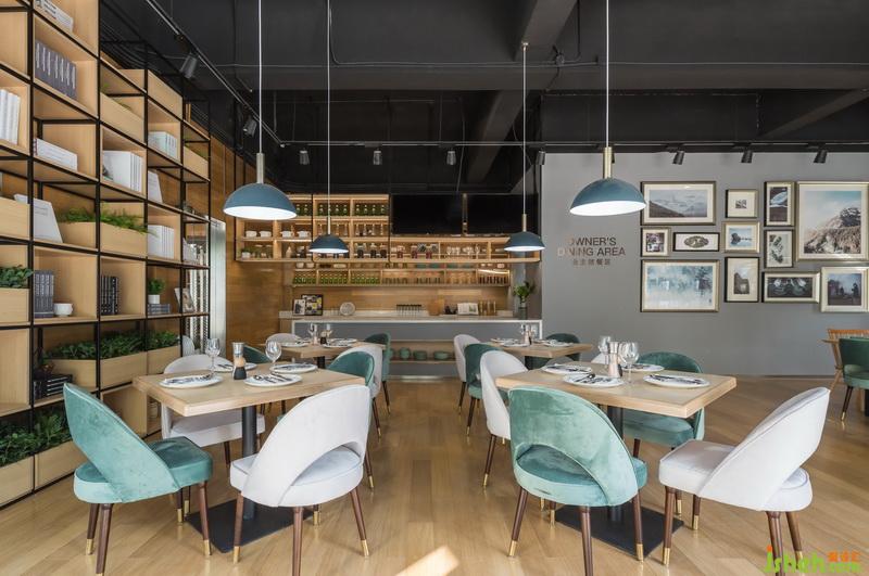 室內(nèi)設(shè)計師